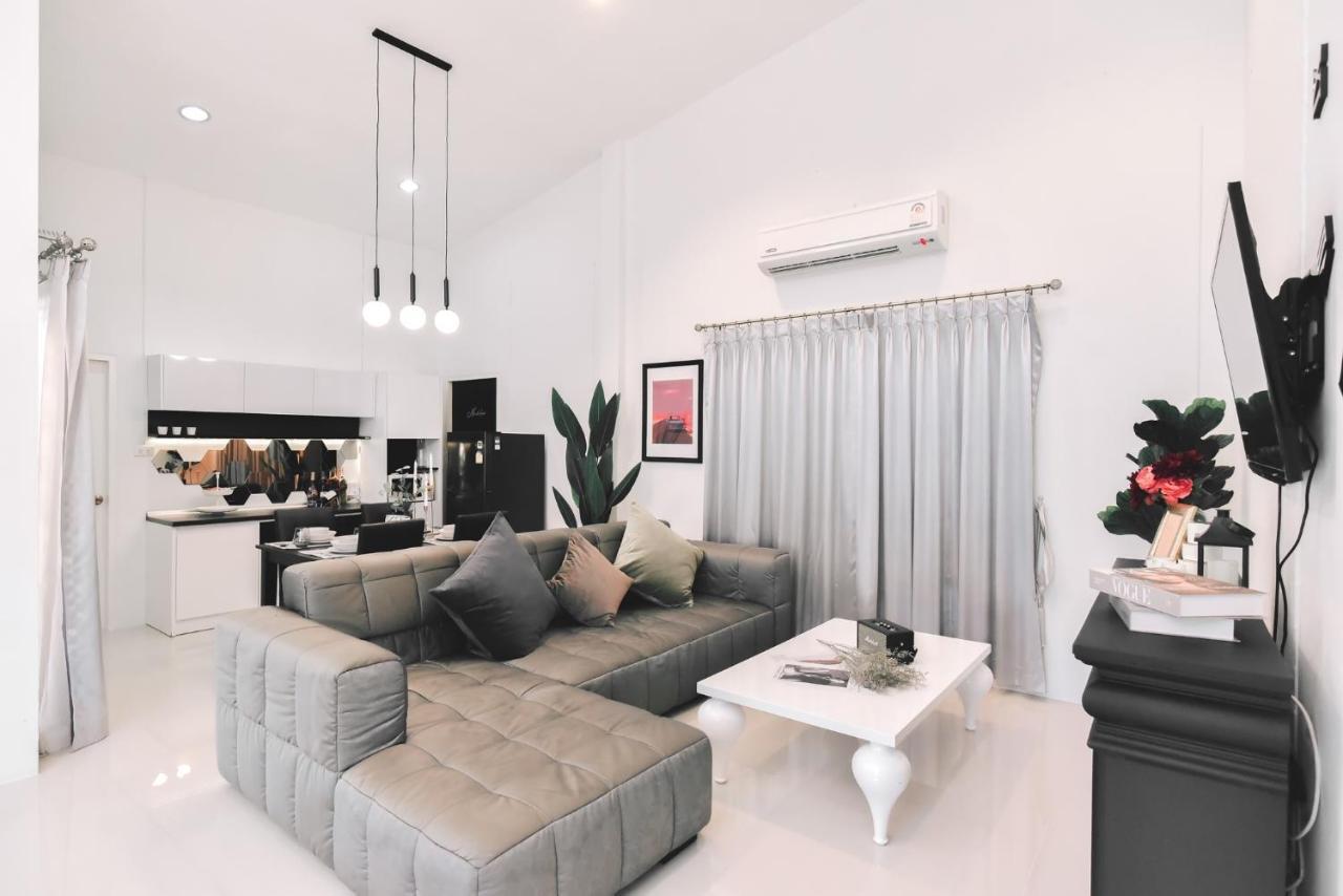Nadda Pool Ranong Villa *